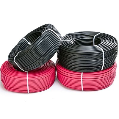 1x4mm2 XLPE Cavo di alimentazione solare a corrente continua privo di alogeni per pannelli fotovoltaici TUV Approvato Classe 5 Flessibile in rame in scatola Lunghezza 100M/1roll