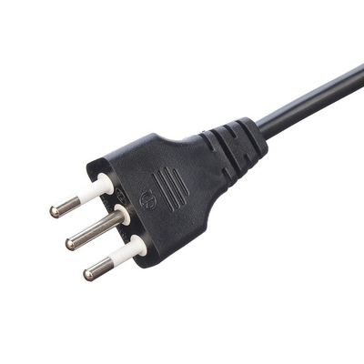 C5 Clover Connector Nero Italia Cordone di estensione standard Leads H05VV-F 3x0.75MM2 Cable 3 Pin 16A Plug for Commercial
