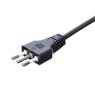 C5 Clover Connector Nero Italia Cordone di estensione standard Leads H05VV-F 3x0.75MM2 Cable 3 Pin 16A Plug for Commercial