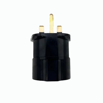 Adattatore di uso generale UK 3 pin con fusibile alla presa UE 2 pin e contatto con la terra CE certificato