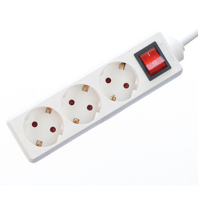 8 Striscia di alimentazione con protettore da sovratensioni 3 presa di cavo di estensione interna 4 H05VV-F 3x1.5 mm Cavi poliuretanici WIFI NO Bianco
