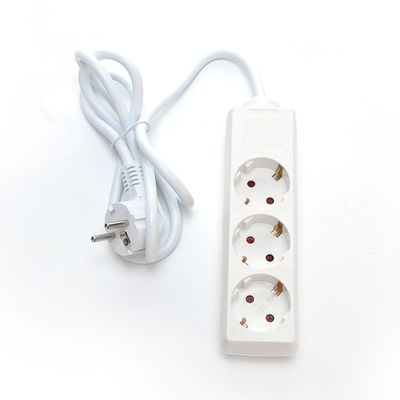 Vari standard Cavo di alimentazione 3*0,75mm Multi Plug Socket di estensione 3 Way Universal Extension Cavo 250V/16A Bianco