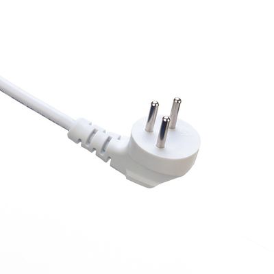 1m 2m 3m Adaptore europeo con 4 strisce di alimentazione H05VV-F 3x1.5mm2 Cavo di alimentazione Eu Plug 16A per la presa elettrica