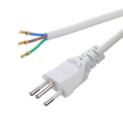 Personalizzazione Brasile 10A/250V 3 Pin Plug 3x0.75MM2 PS4 Cavo di alimentazione per lampada di sale Certificato DIN VDE 0620/EN 50075 1990