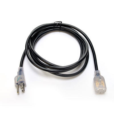 Materiale PVC resistente alle intemperie Corde di alimentazione ETL NEMA 5-15 8/10/12 AWG Corde di estensione nera illuminata 1 Outlet Festival Yard