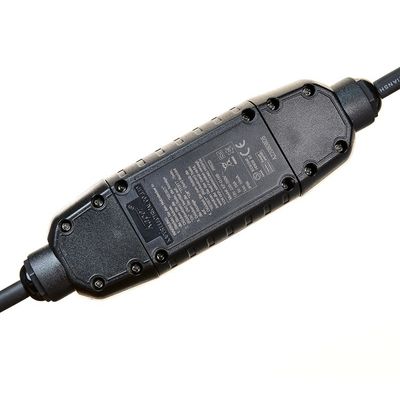 Home Voltage Rate 16A/250V Schuko angolare con connettore BC01