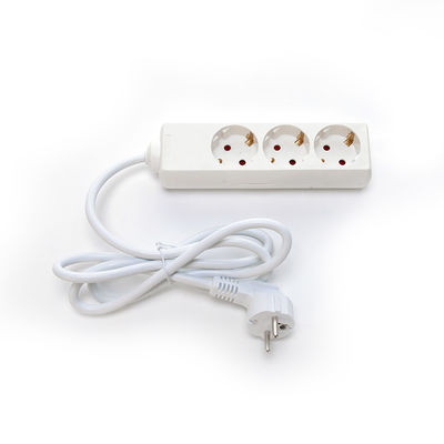 Protezione da sovratensioni a 220V Euro Power Strip bianca per la riprogettazione del software 3 prese di corrente 6ft e supporto personalizzato