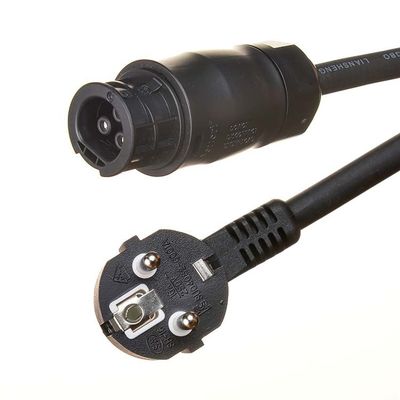 Cable di estensione Schuko di lunghezza personalizzata con materiale isolante in gomma e connettore BC05 IP68 per il modello di microinverter